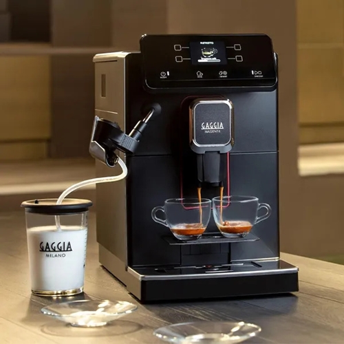 מכונת קפה אוטומטית דגם GAGGIA MAGENTA MILK