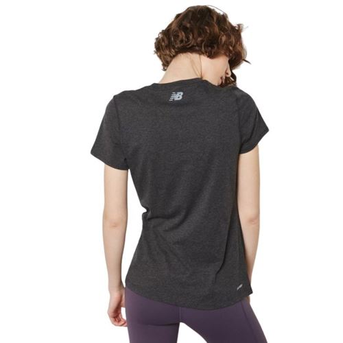 טי שירט New Balance לנשים