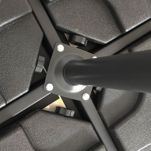 שמשיה רגל צד 3 מטר עם תאורה סולארית PLAYA