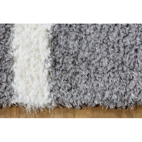 שטיח שאגי איכותי בדגם ייחודי ונעים למגע ביתילי