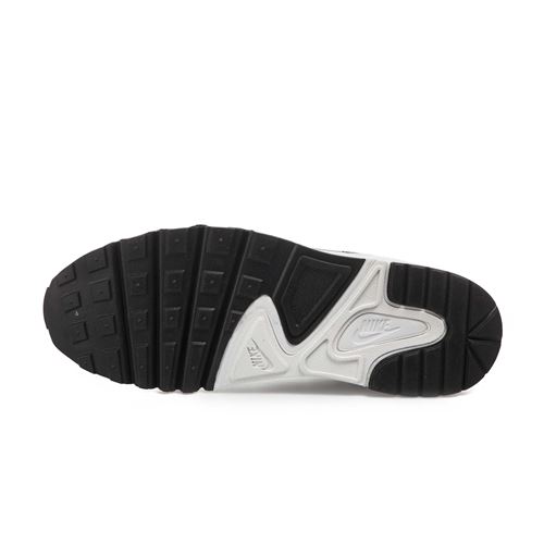 נעלי סניקרס Nike לגברים דגם Atsuma