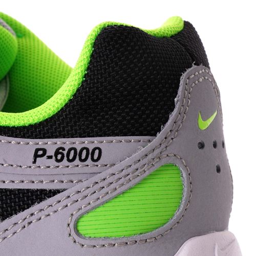 נעלי סניקרס Nike לגברים דגם P-6000