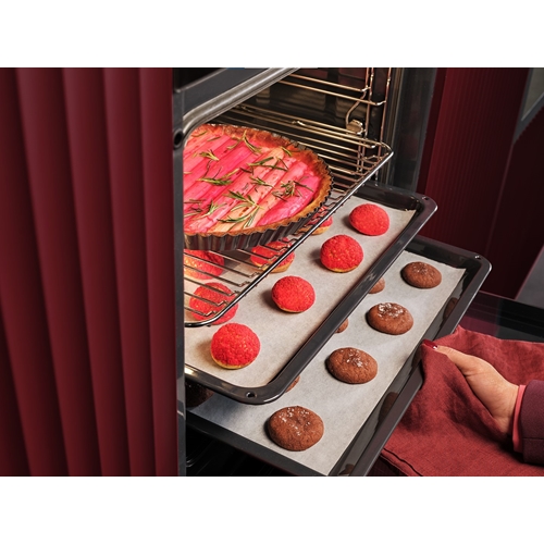 תנור בנוי 71 ליטר דגם AEG ABU51229B זכוכית שחורה